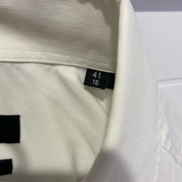 Hugo boss button down - Picture 3 of 3